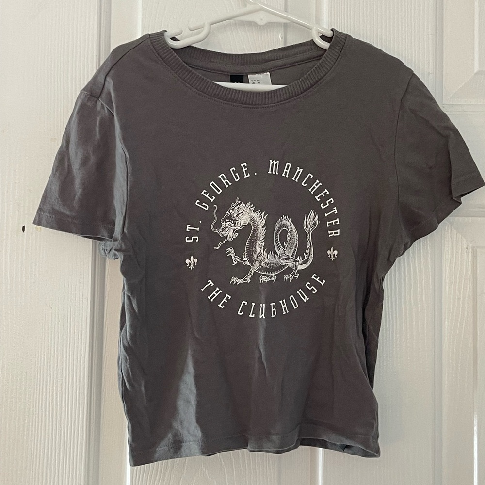 Grey shirt, Size XS-S, Dragon design